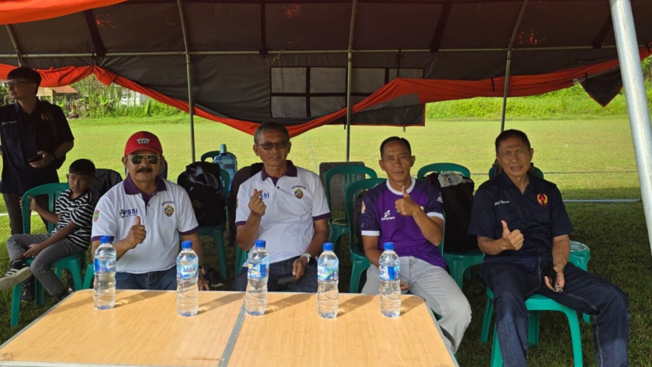Bukan Sekadar Hadir, Andang Turun ke Lapangan Demi Masa Depan Sepak Bola Ciamis